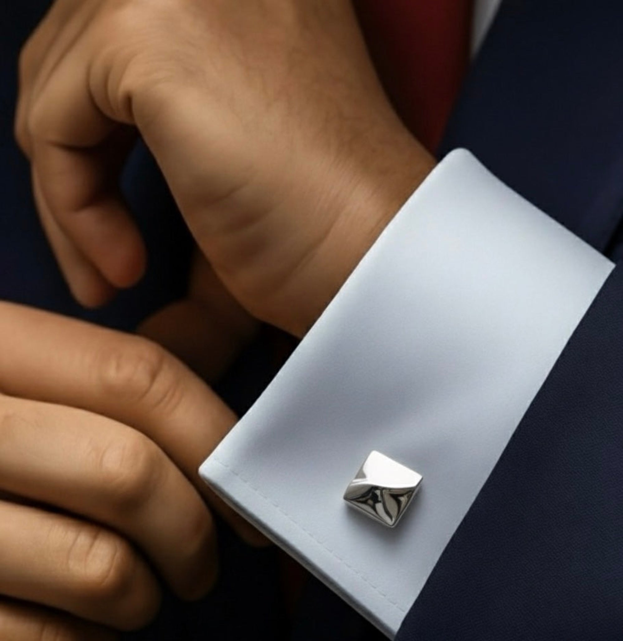 Bold Curve Cufflinks — Strength in Silence