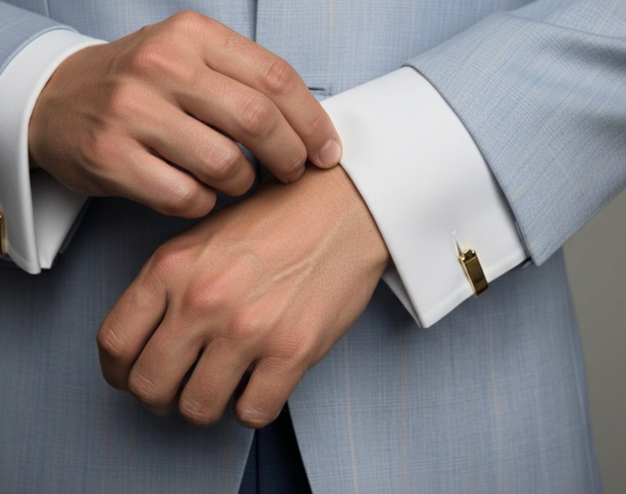 Arch-Frame Golden Cufflinks