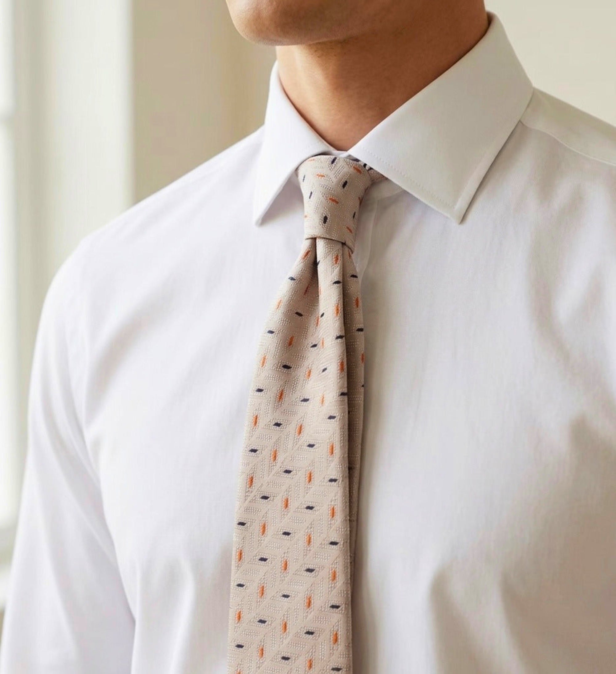 Soft Geometry Woven Men’s Tie in Sand Beige