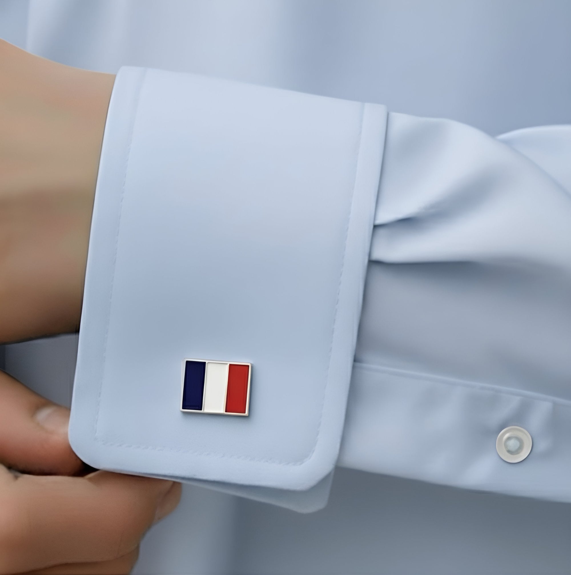 Carry French charm. Live with elegance.